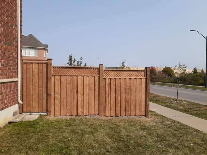 Ordinary Fence 4 - Residential Fences Toronto - The Pro Man Inc
