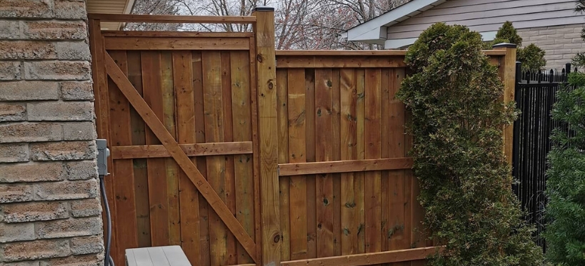 Wooden Fence Installation In Mississauga GTA - Pro Man Inc - Wooden Fence 3